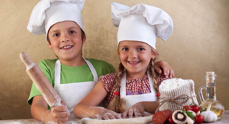 5 Great Reasons to Cook with Your Kids